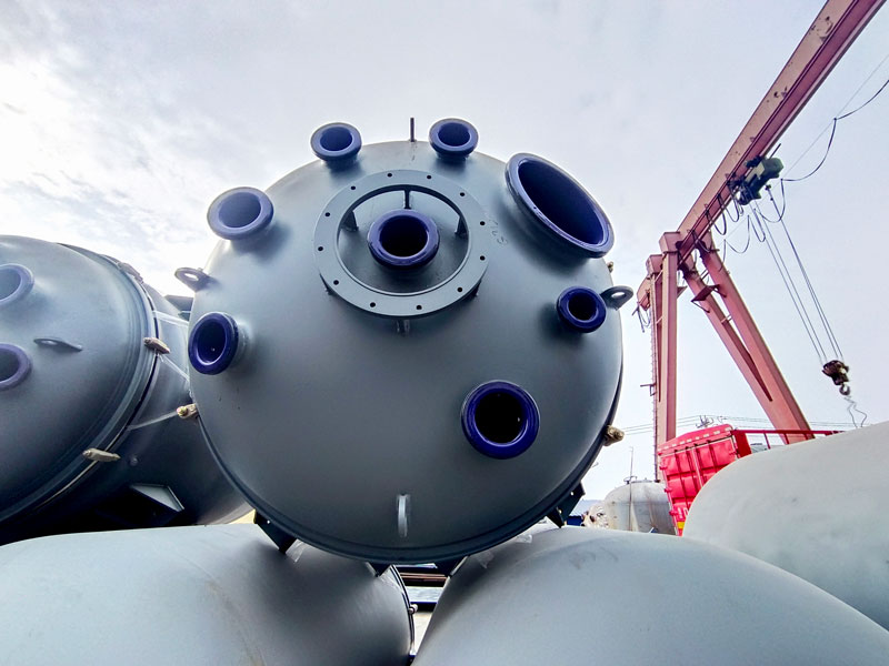 搪瓷反应釜的支撑方式